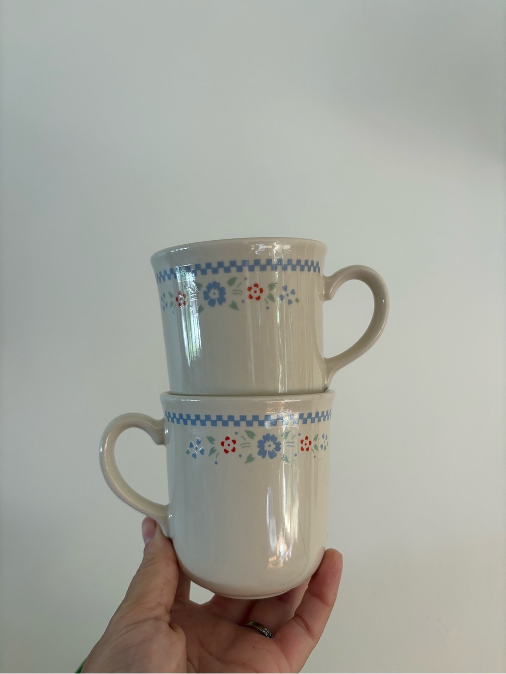 (Set of 2) vintage Corning Corelle coffee mugs